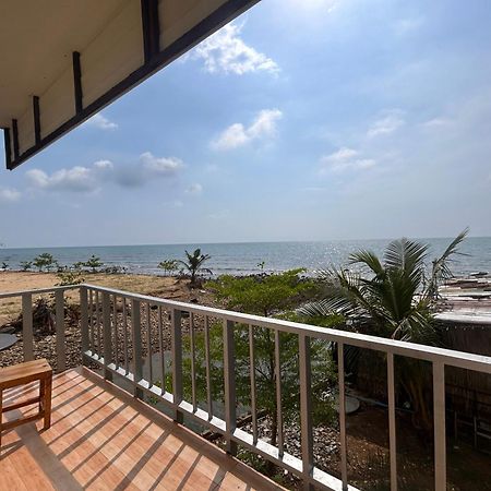 Tchin Tchin Guesthouse 象岛 外观 照片
