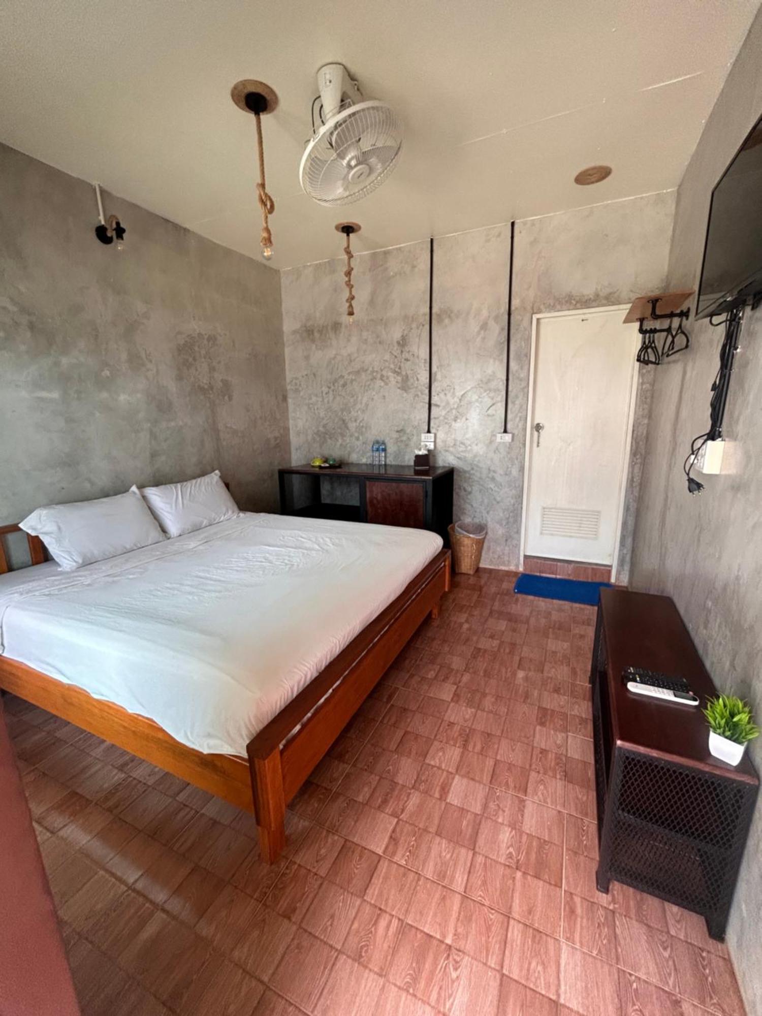 Tchin Tchin Guesthouse 象岛 外观 照片